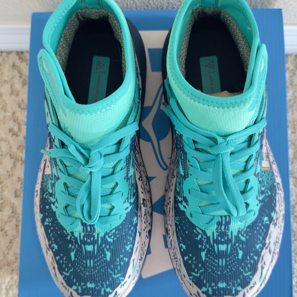 HOKA Speedgoat 6 Mid GTX Trail Shoes - Women's (New with box) - Picture 3 of 10